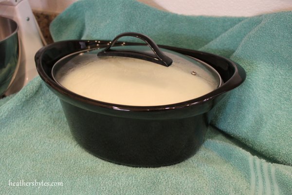 Crockpot Greek Yogurt